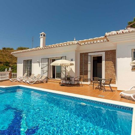 Villa Andalucia: Cerca De Todo, Intimidad Y Espacio نيرخا المظهر الخارجي الصورة