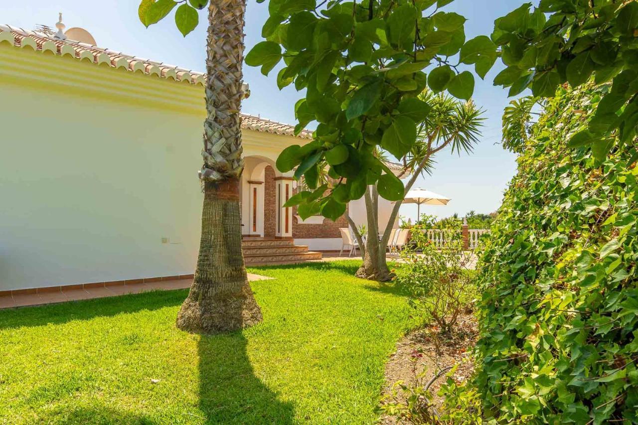 Villa Andalucia: Cerca De Todo, Intimidad Y Espacio نيرخا المظهر الخارجي الصورة