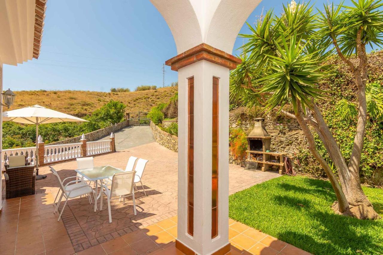 Villa Andalucia: Cerca De Todo, Intimidad Y Espacio نيرخا المظهر الخارجي الصورة