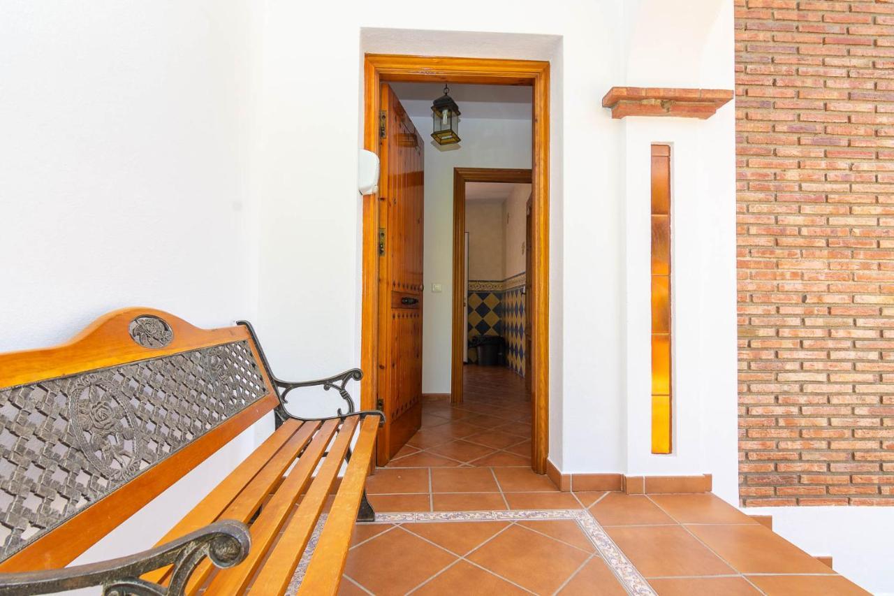 Villa Andalucia: Cerca De Todo, Intimidad Y Espacio نيرخا المظهر الخارجي الصورة