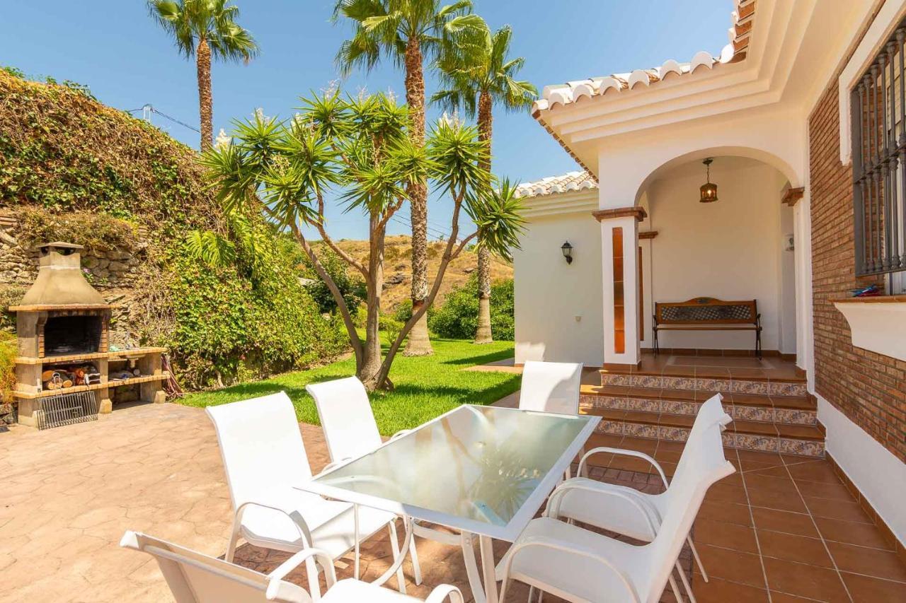 Villa Andalucia: Cerca De Todo, Intimidad Y Espacio نيرخا المظهر الخارجي الصورة